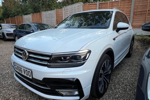 Volkswagen Tiguan R LINE TDI BMT 4MOTION DSG - PAN ROOF -2 OWNERS - 10 SERVICES 5
