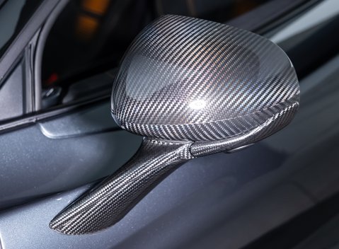 McLaren 765LT Spider 44