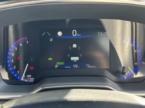 Toyota Corolla 1.8 VVT-i Hybrid Design 5dr CVT 14