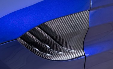 Aston Martin V8 Vantage ROADSTER 33