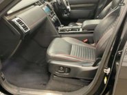 Land Rover Discovery 3.0 Discovery Luxury HSE SD6 Auto 4WD 5dr 4