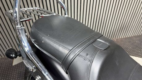 Triumph Thunderbird STORM 2012 21K LONG MOT BIG CC CRUISER TWIN 1700CC 36