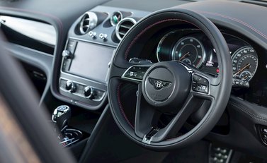 Bentley Bentayga V8 Diesel 11