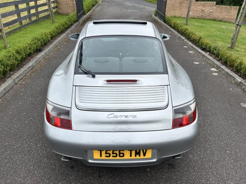 Porsche 911 CARRERA 12
