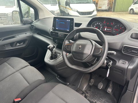 Peugeot Partner BLUEHDI PROFESSIONAL L1 12