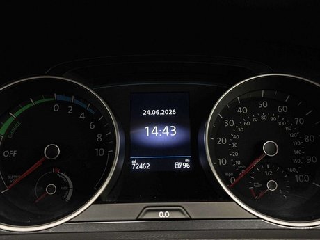 Volkswagen Golf e-Golf 5dr 9