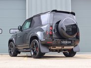 Land Rover Defender 90 HARD TOP X-DYNAMIC HSE STYLED BY SEEKER SUPER LOW MILES  7