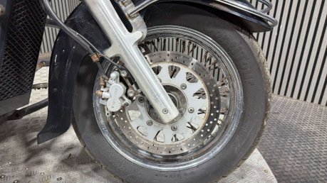 Suzuki Intruder 800 VL 2008 ONLY 17K RUNNING CRUISER PROJECT BIKE SPARES OR REPAIR 800CC 14