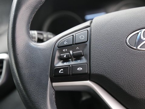 Hyundai TUCSON 1.6 GDi Premium Euro 6 (s/s) 5dr 11