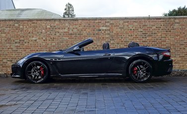 Maserati Grancabrio MC 8