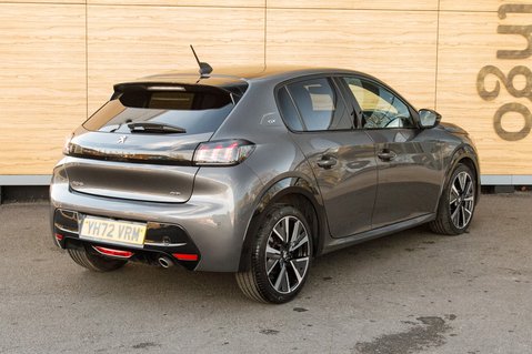 Peugeot 208 PURETECH GT S/S 2