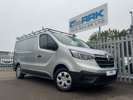 Renault Trafic 2.0 dCi Blue SL28 Business Panel Van 5dr Diesel Manual L1 H1 Euro 6 (s/s) (