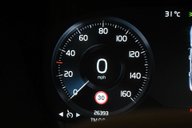 Volvo XC40 2.0 XC40 Inscription Pro B4 MHEV Auto 5dr 36