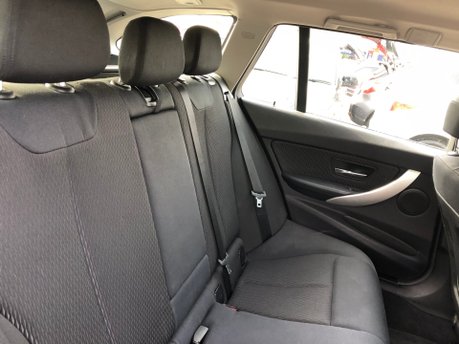 BMW 3 Series 320I SE TOURING petrol automatic estate 67,000m, ULEZ compliant 5