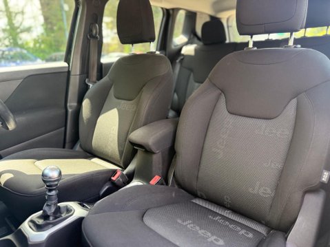 Jeep Renegade 1.4T MultiAirII Longitude Euro 6 (s/s) 5dr 12