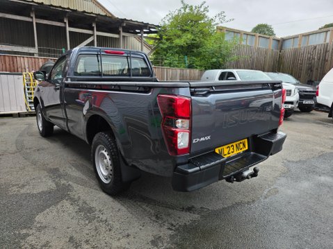 Isuzu D-Max UTILITY SCB 6