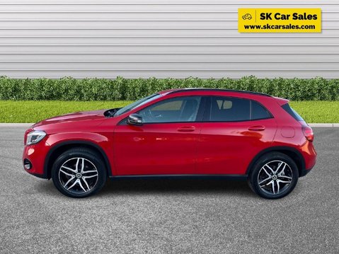 Mercedes-Benz GLA 1.6 GLA180 Urban Edition Euro 6 (s/s) 5dr 3