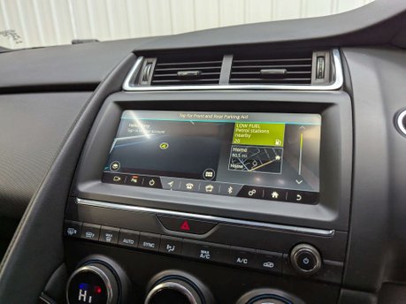 Jaguar E-Pace 2.0 E-Pace R-Dynamic D 4X2 5dr 89