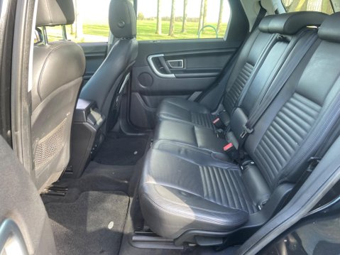 Land Rover Discovery Sport 2.0 TD4 HSE Luxury Auto 4WD Euro 6 (s/s) 5dr 39