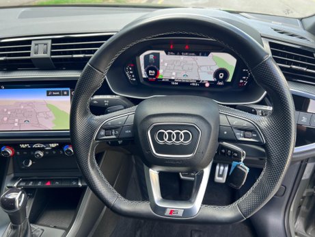 Audi Q3 1.5 TFSI CoD 35 Black Edition Sportback S Tronic Euro 6 (s/s) 5dr 76