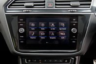 Volkswagen Tiguan R-LINE TECH TDI 4MOTION DSG 16