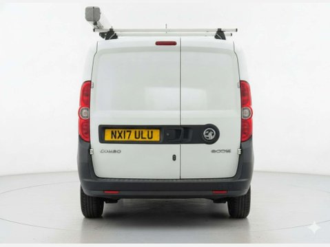 Vauxhall Combo 1.3 CDTi 2000 16v Temperature Controlled 3dr Diesel Manual FWD L1 H1 (133 g 8