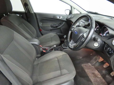Ford Fiesta 1.0 Fiesta Titanium T 5dr 9