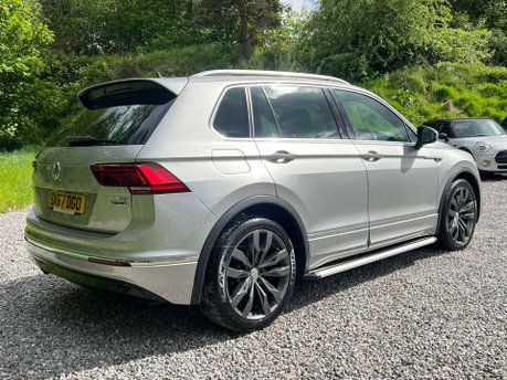 Volkswagen Tiguan 2.0 Tiguan R-Line TDI BlueMotion Technology 4Motion Semi-Auto 4WD 5dr 5