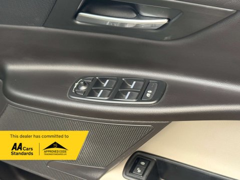 Jaguar XE 2.0 XE R-Sport D Auto 4dr 44