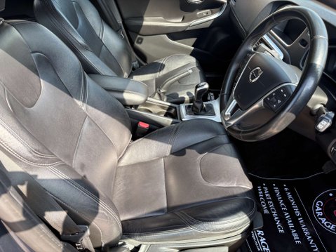 Volvo V40 2.0 V40 Inscription T3 5dr 33