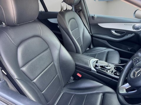 Mercedes-Benz C Class 2.0 C200 Sport G-Tronic+ Euro 6 (s/s) 4dr 9