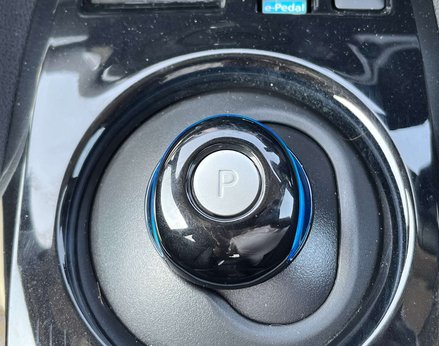 Nissan LEAF Leaf N-Connecta Electric 110Kw 39kWh (AUTOMATIC) 5dr 67