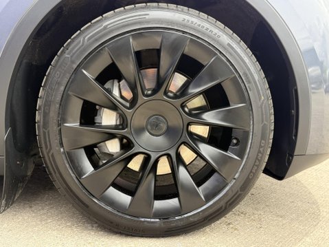 Tesla Model Y (Dual Motor) Long Range SUV 5dr Electric Auto 4WDE (384 bhp) 14