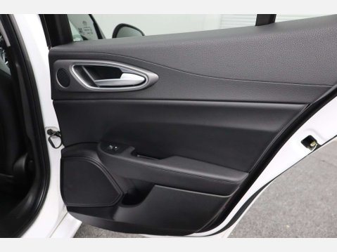 Alfa Romeo Giulia 2.1 Giulia Speciale TD Auto 4dr 36