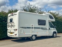 Bessacarr E 5 Berth | 4 Belts | Dinette | Rear Kitchen| Side Bathroom | Vanlux 3