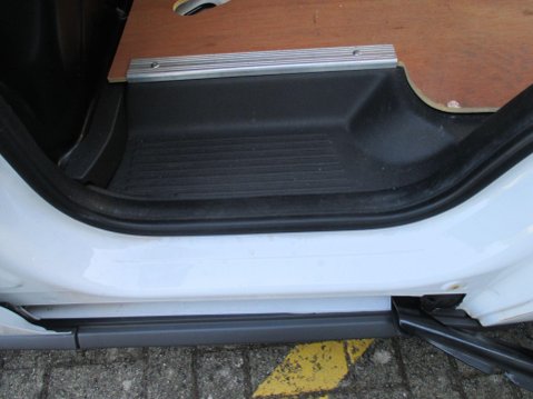 Ford Transit Courier 1.0 EcoBoost Leader L1 Euro 6 (s/s) 5dr 44