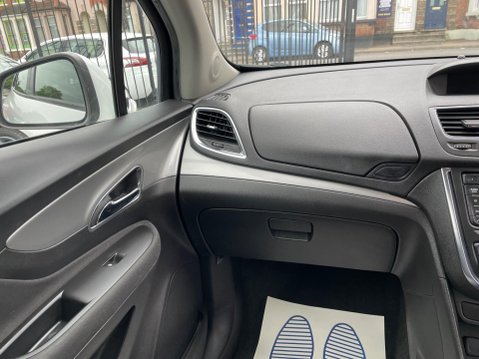 Vauxhall Mokka 1.6i Exclusiv 2WD Euro 6 (s/s) 5dr 23