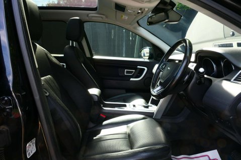 Land Rover Discovery Sport 2.0 Discovery Sport Black HSE TD4 Auto 4WD 5dr 19