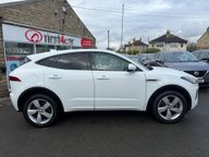 Jaguar E-Pace R-DYNAMIC SE 8