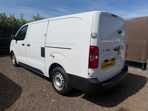Vauxhall Vivaro 1.5 Turbo D 2900 Dynamic L2 H1 Euro 6 (s/s) 6dr 6