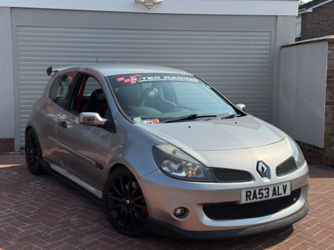 Renault Clio 2.0 VVT Renaultsport 3dr 13