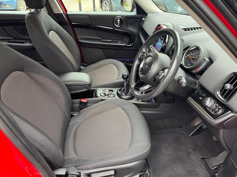 Mini Countryman COOPER D CLASSIC 13