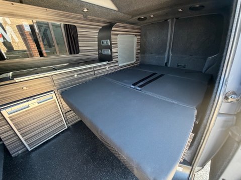 Volkswagen Transporter T6 CAMPER - VERSIONS PIONEER 4 BERTH POP TOP 22