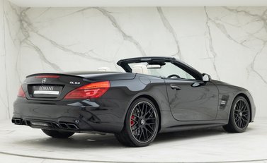 Mercedes-Benz SL Class SL63 10