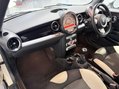 Mini Convertible 1.6 Cooper Euro 5 2dr 23