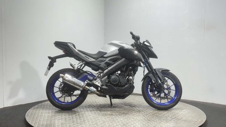 Yamaha MT-125 MT 125 2014 RUNNING PROJECT BIKE SPARES OR REPAIR 125CC 1