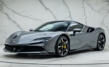 Ferrari SF90 Spider 5