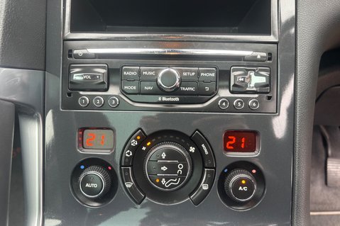 Peugeot 3008 HDI CROSSWAY 1.6 HDi..GLASS ROOF..SAT NAV..HEAD UP DISPLAY..F/S/H 23