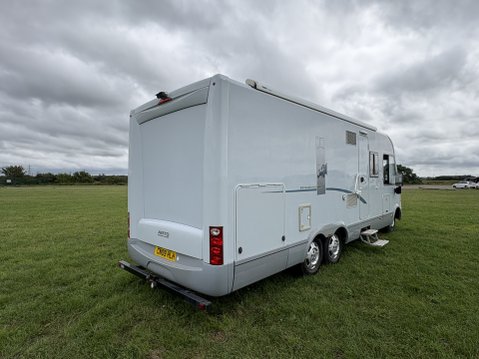 Niesmann and Bischoff Arto 74L 6 berth, large garage, tag axle, Niesmann Bischoff 23