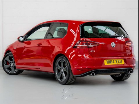 Volkswagen Golf 2.0 Golf GTi Semi-Auto 3dr 9